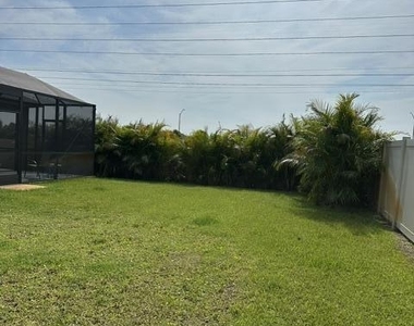 1401 Mcfarland Drive - Photo Thumbnail 26