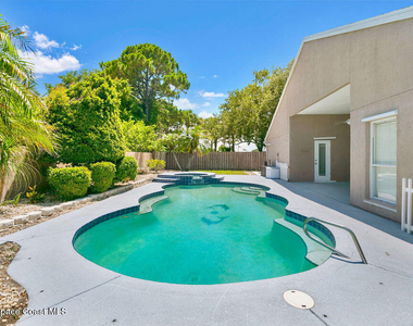443 Cobblewood Drive - Photo Thumbnail 30