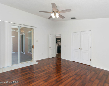 443 Cobblewood Drive - Photo Thumbnail 14