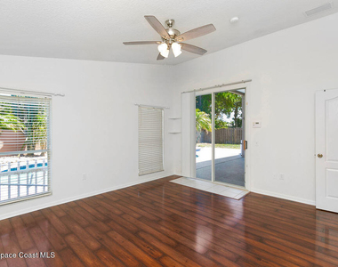 443 Cobblewood Drive - Photo Thumbnail 13