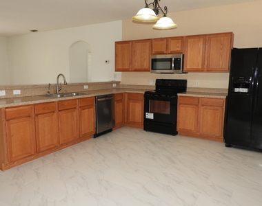 3298 Slama Avenue Se - Photo Thumbnail 7