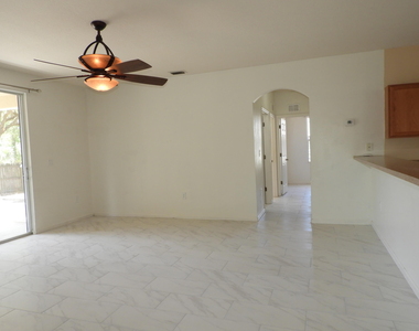 3298 Slama Avenue Se - Photo Thumbnail 5