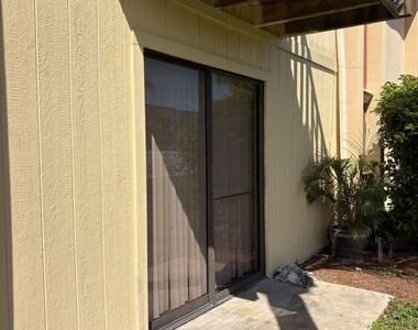 2130 Forest Knoll Drive Ne - Photo Thumbnail 19