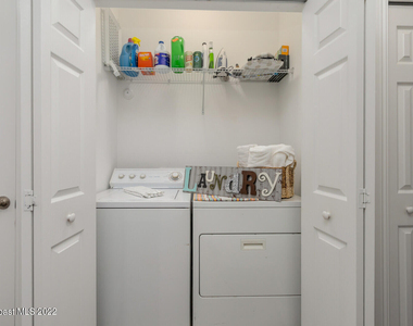 1470 Isabella Drive - Photo Thumbnail 10