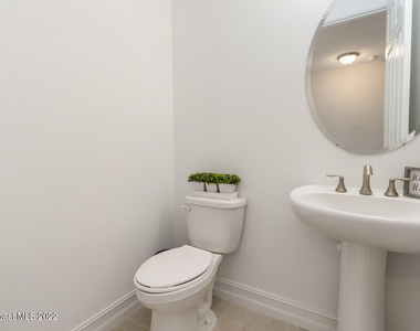 1470 Isabella Drive - Photo Thumbnail 6