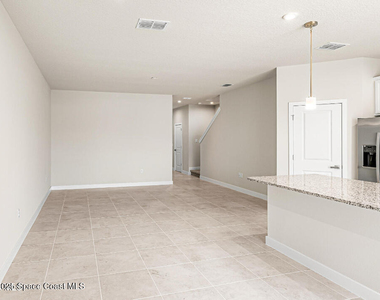 1685 Kendall Pointe Place - Photo Thumbnail 7