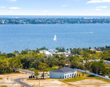 1685 Kendall Pointe Place - Photo Thumbnail 19