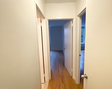 West 87th Street - Photo Thumbnail 13
