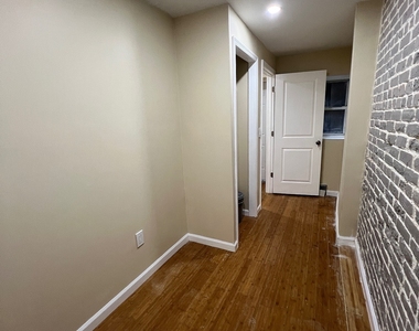445 East 139 Street - Photo Thumbnail 10