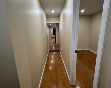 445 East 139 Street - Photo Thumbnail 7
