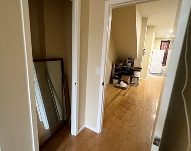 445 East 139 Street - Photo Thumbnail 5