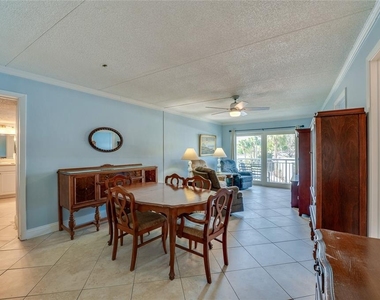 100 Silver Beach Avenue - Photo Thumbnail 6
