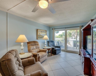100 Silver Beach Avenue - Photo Thumbnail 4