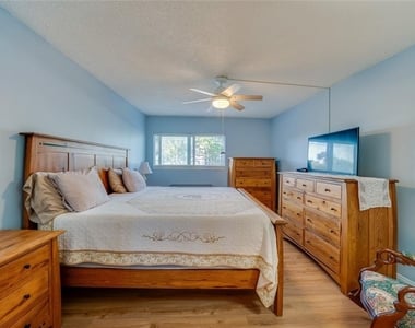 100 Silver Beach Avenue - Photo Thumbnail 12