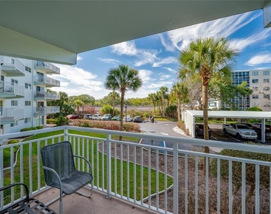 100 Silver Beach Avenue - Photo Thumbnail 10