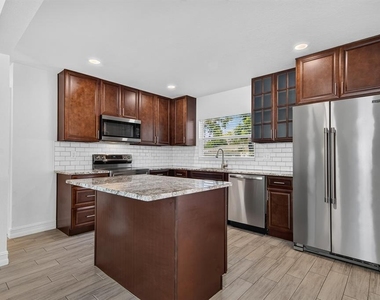 5631 4th Street S - Photo Thumbnail 7