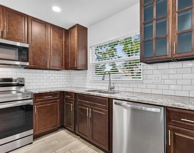 5631 4th Street S - Photo Thumbnail 5