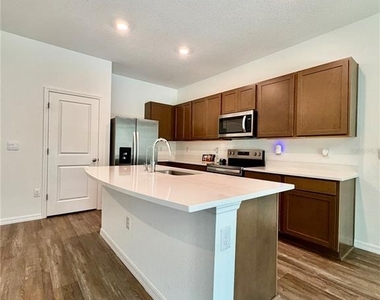 11407 Velvet Apricot Drive - Photo Thumbnail 8