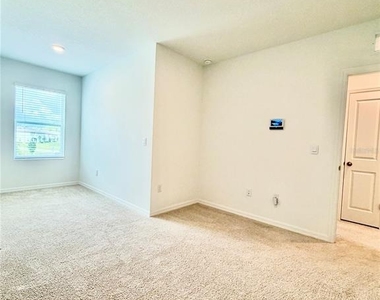 11407 Velvet Apricot Drive - Photo Thumbnail 34