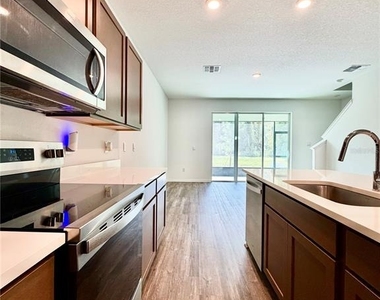 11407 Velvet Apricot Drive - Photo Thumbnail 9