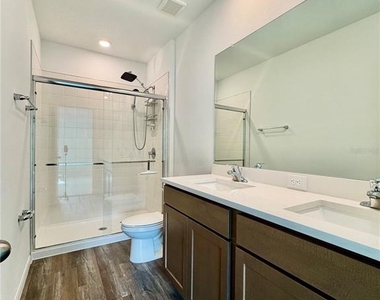 11407 Velvet Apricot Drive - Photo Thumbnail 25