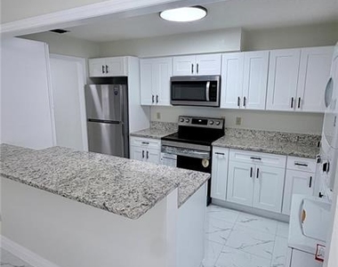2016 Woodbridge Lane - Photo Thumbnail 5