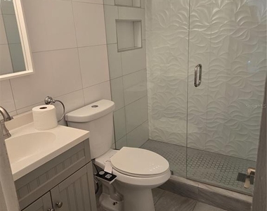 4511 W Humphrey Street - Photo Thumbnail 14