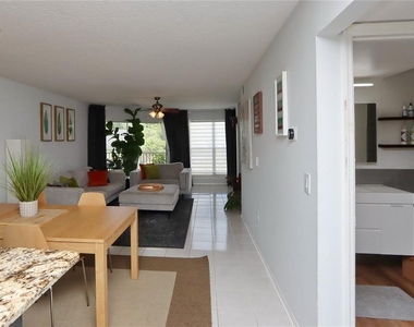 10110 Winsford Oak Boulevard - Photo Thumbnail 6