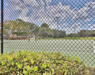 10110 Winsford Oak Boulevard - Photo Thumbnail 21