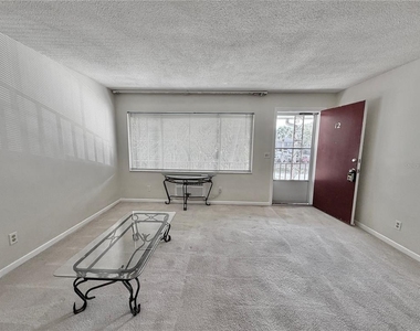 2344 Shelley Street - Photo Thumbnail 3