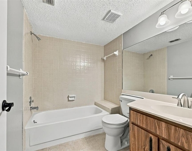 3077 Casa Del Sol Circle - Photo Thumbnail 19