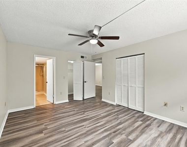 3077 Casa Del Sol Circle - Photo Thumbnail 23