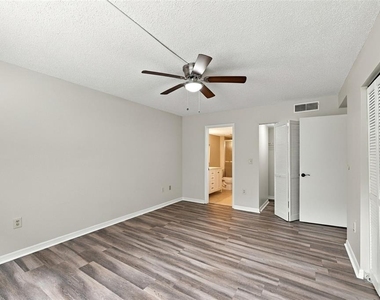 3077 Casa Del Sol Circle - Photo Thumbnail 22