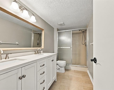 3077 Casa Del Sol Circle - Photo Thumbnail 25
