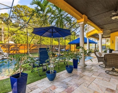911 Jungle Avenue N - Photo Thumbnail 38