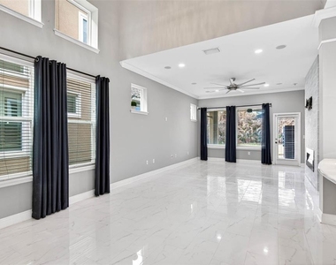 14310 Barrington Stowers Drive - Photo Thumbnail 3