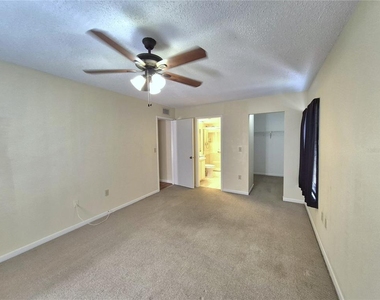 1344 Pine Ridge Circle E - Photo Thumbnail 20