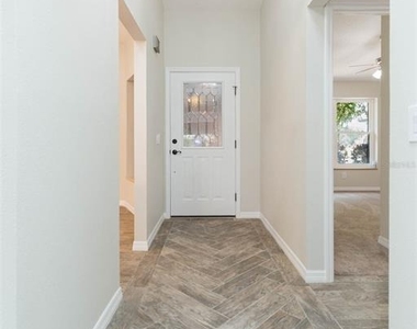 6541 Brentwood Drive - Photo Thumbnail 4