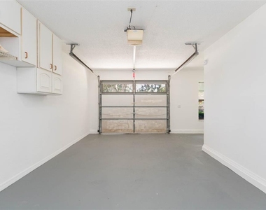 6541 Brentwood Drive - Photo Thumbnail 28