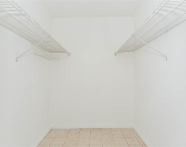 6541 Brentwood Drive - Photo Thumbnail 23