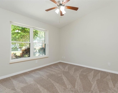 6541 Brentwood Drive - Photo Thumbnail 14
