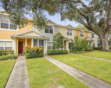 3513 High Hampton Circle - Photo Thumbnail 2