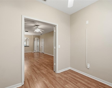 3513 High Hampton Circle - Photo Thumbnail 11