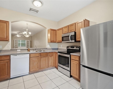 3513 High Hampton Circle - Photo Thumbnail 4