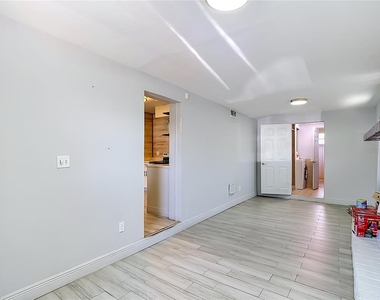 3313 W Kathleen Street - Photo Thumbnail 13