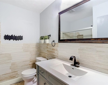 3313 W Kathleen Street - Photo Thumbnail 36