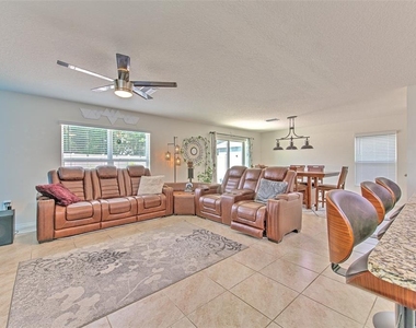 11402 Stone Pine Street - Photo Thumbnail 16