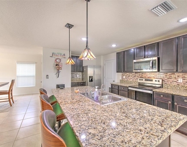 11402 Stone Pine Street - Photo Thumbnail 14