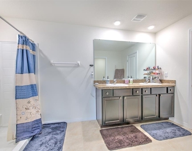 11402 Stone Pine Street - Photo Thumbnail 36