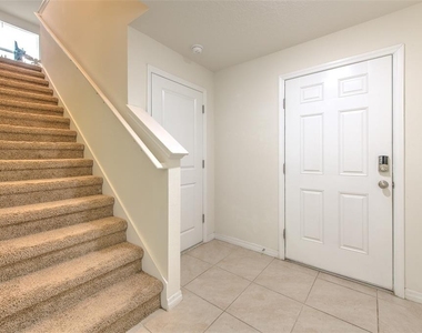 11402 Stone Pine Street - Photo Thumbnail 4